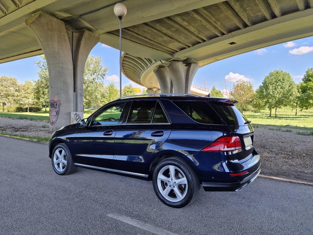Mercedes GLE SUV MERCEDES GLE SUV 190kw Automat