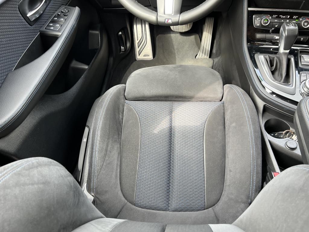 BMW rad 2 Active Tourer 218d M Sport A/T