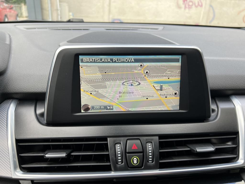 BMW rad 2 Active Tourer 218d M Sport A/T