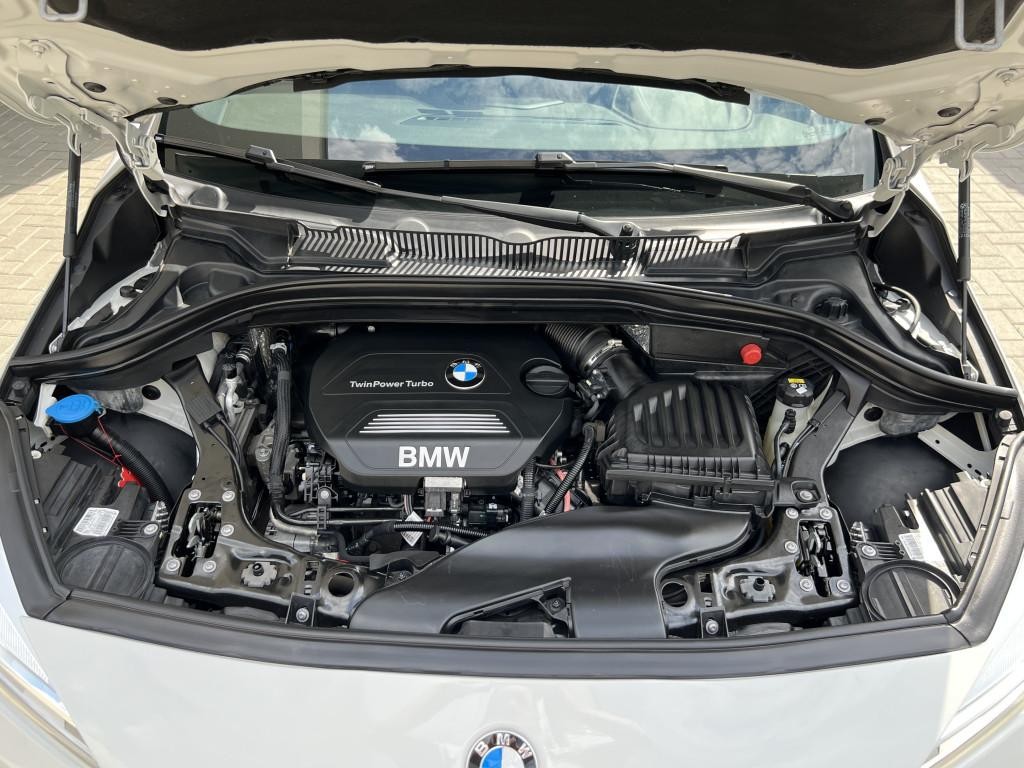 BMW rad 2 Active Tourer 218d M Sport A/T