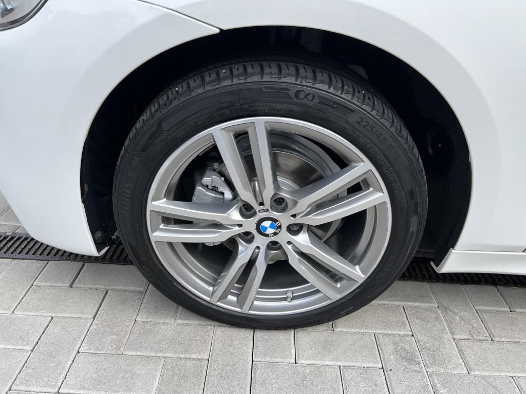 BMW rad 2 Active Tourer 218d M Sport A/T