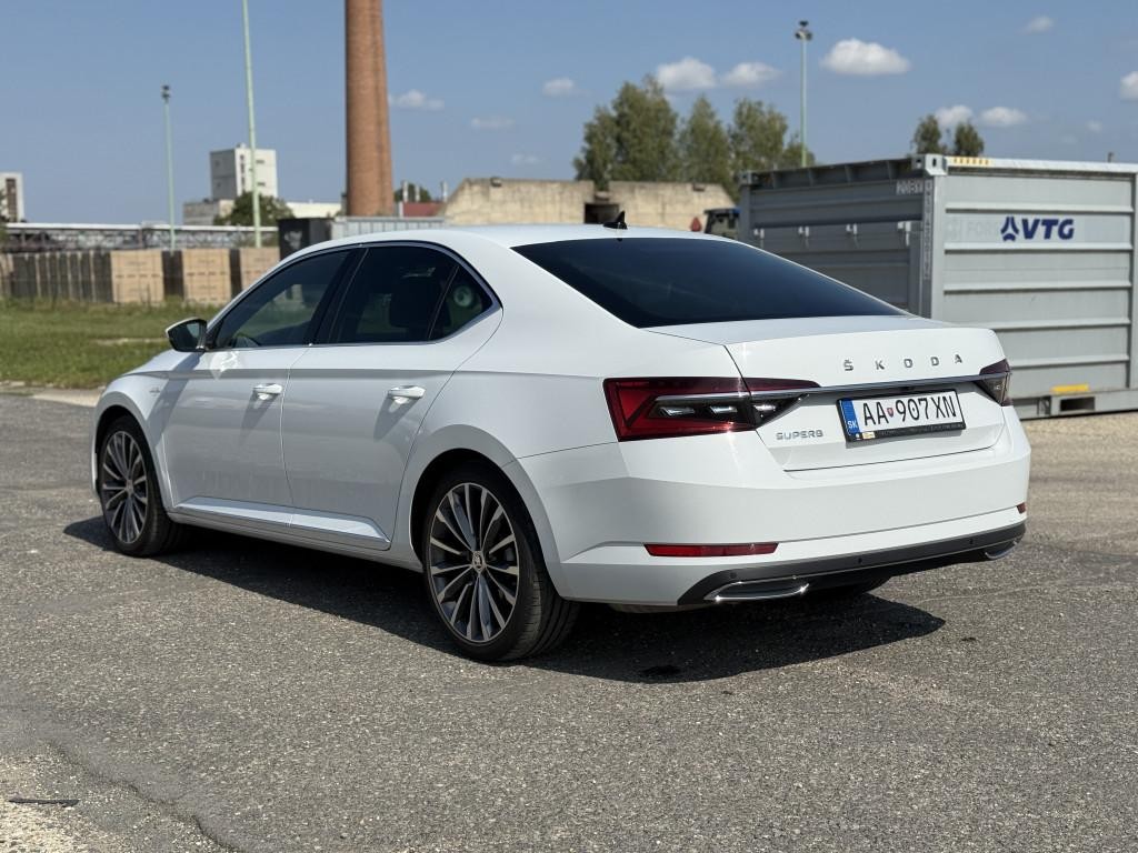 Škoda Superb 2.0 TSI L&K DSG Plná záruka do 2027