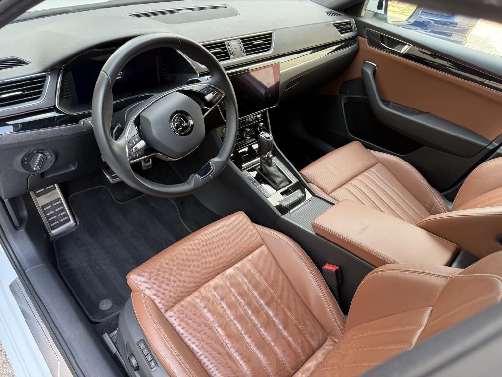 Škoda Superb 2.0 TSI L&K DSG Plná záruka do 2027
