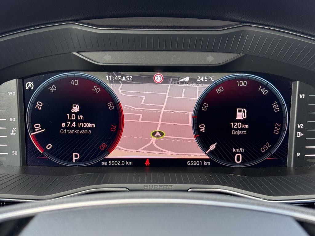 Škoda Superb 2.0 TSI L&K DSG Plná záruka do 2027