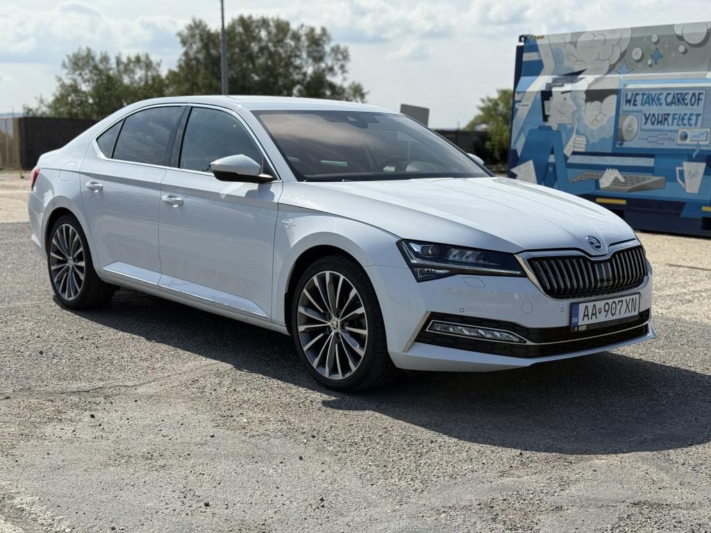 Škoda Superb 2.0 TSI L&K DSG Plná záruka do 2027