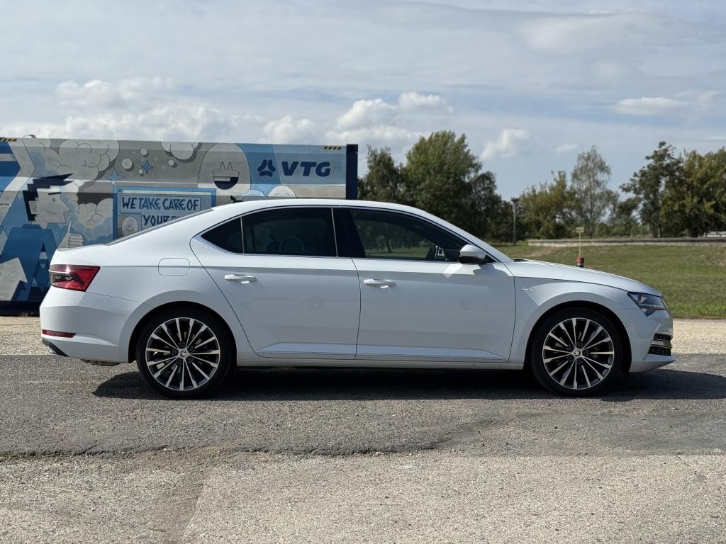 Škoda Superb 2.0 TSI L&K DSG Plná záruka do 2027
