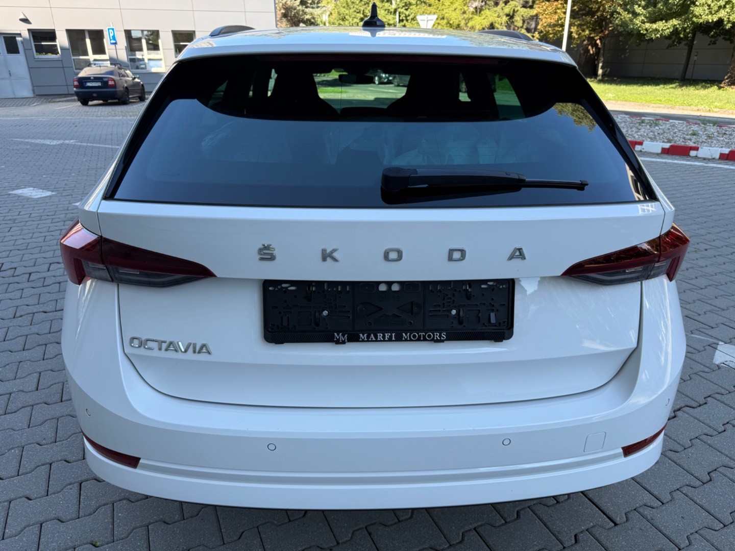 Škoda Octavia Combi 2.0 TDI SCR Sportline DSG