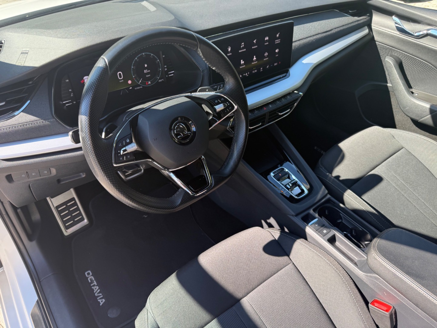 Škoda Octavia Combi 2.0 TDI SCR Sportline DSG