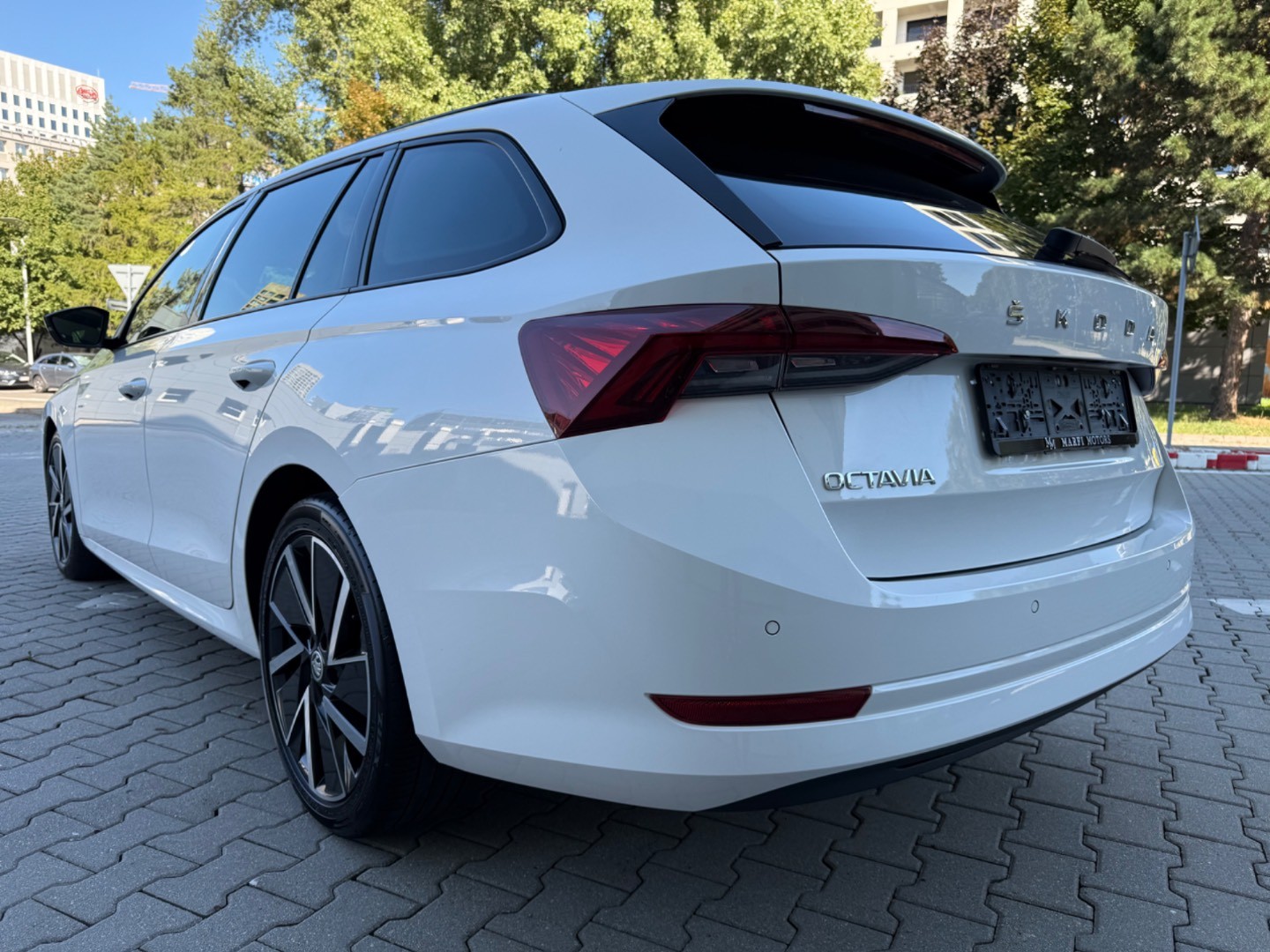 Škoda Octavia Combi 2.0 TDI SCR Sportline DSG