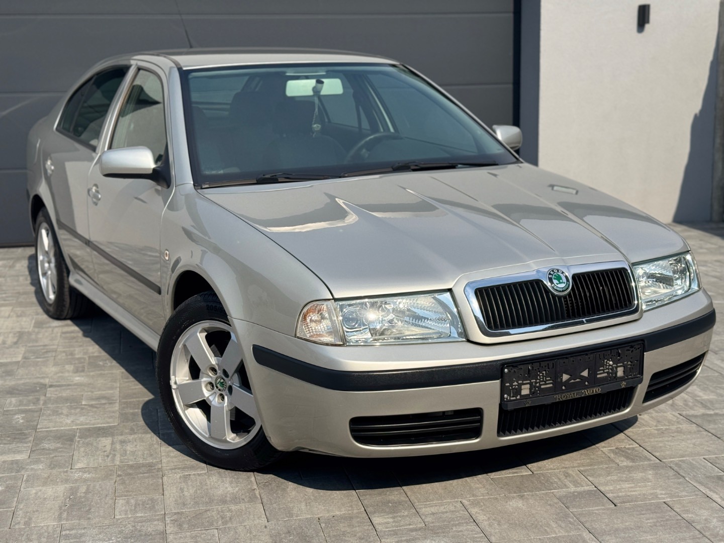 Škoda Octavia 1.9 TDI Elegance A/T