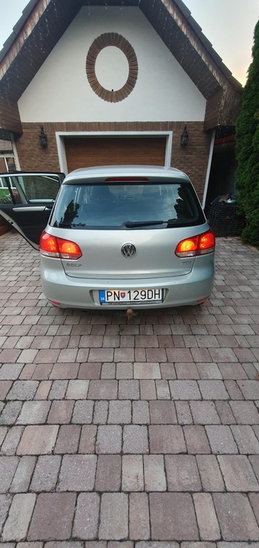 Volkswagen Golf Variant 1.6 TDI BlueMotion Comfortline DSG