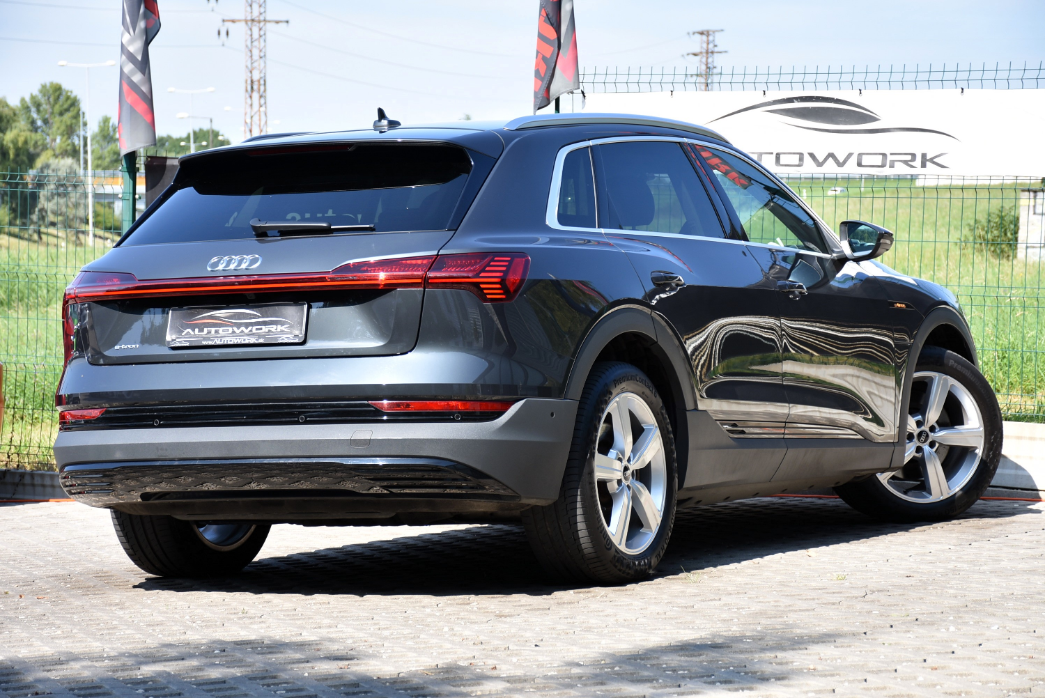 Audi e-tron 50 quattro 313 KONÍ 4X4 2021