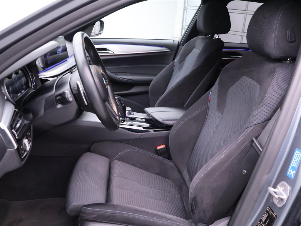 BMW rad 5 Touring 520d xDrive M-Sport
