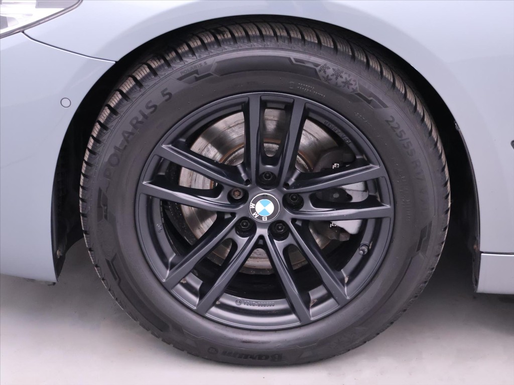 BMW rad 5 Touring 520d xDrive M-Sport