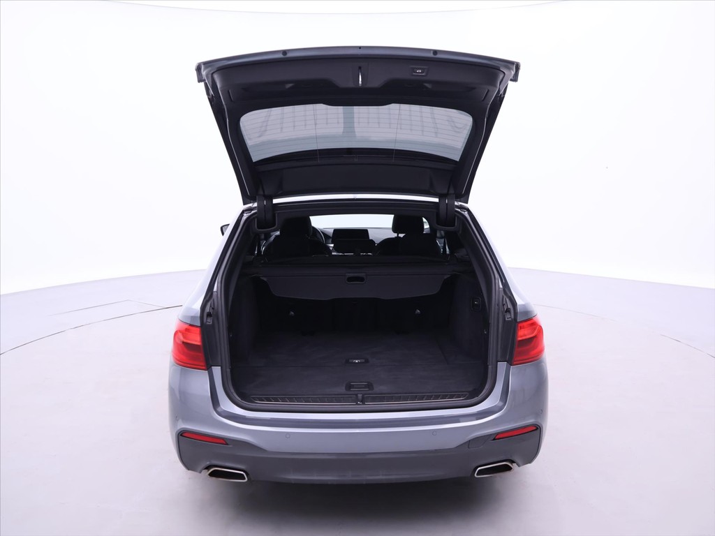 BMW rad 5 Touring 520d xDrive M-Sport