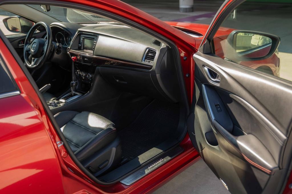 Mazda 6 Wagon 2.2 Skyactiv-D Revolution A/T
