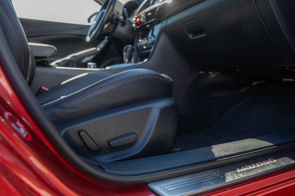 Mazda 6 Wagon 2.2 Skyactiv-D Revolution A/T