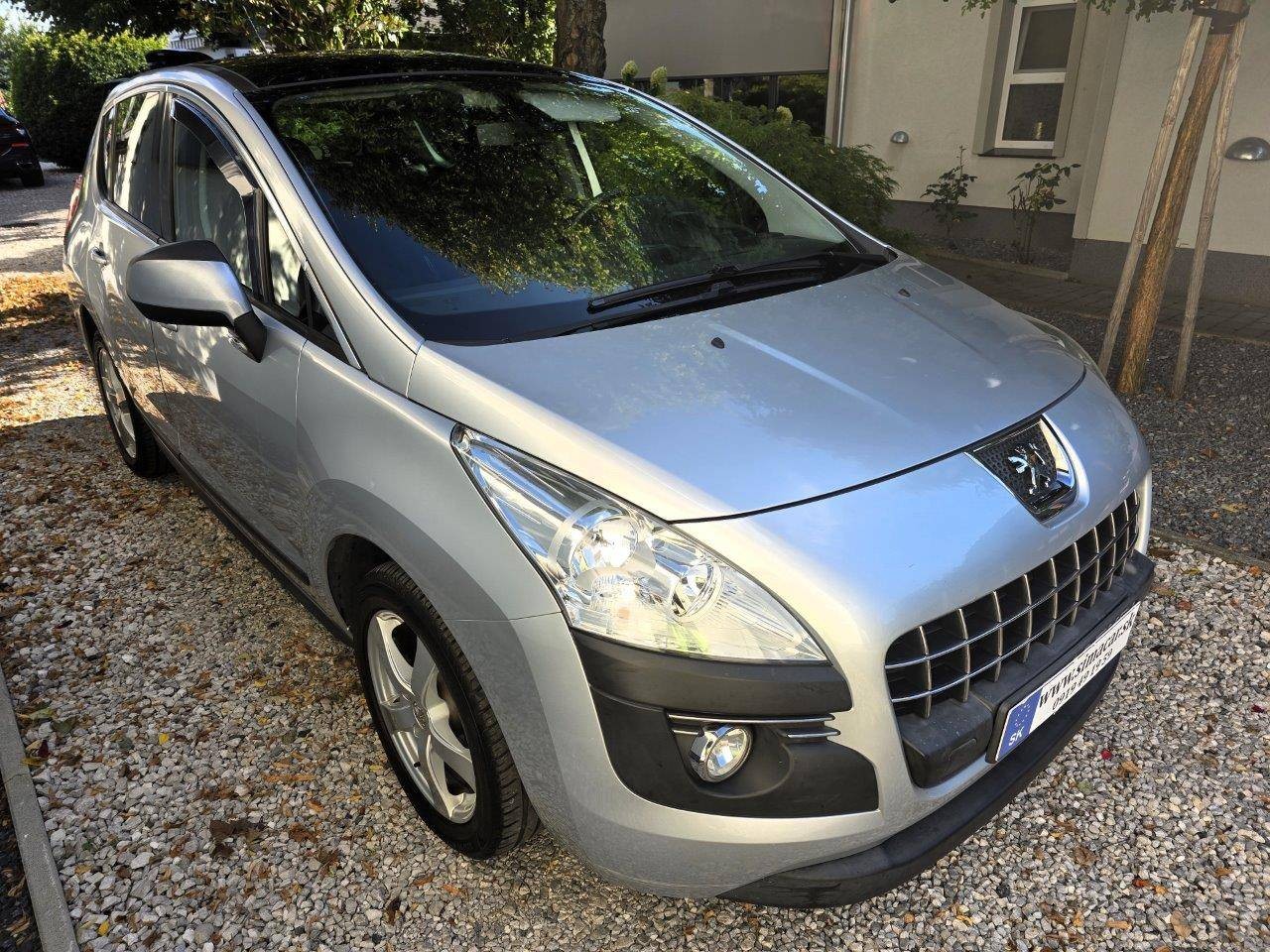 Peugeot 3008 1.6L HDi FAP Active
