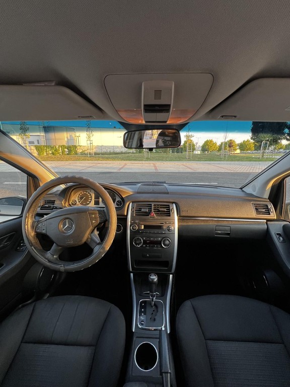 Mercedes B trieda B200 CDI. Mpv 103kw Automat