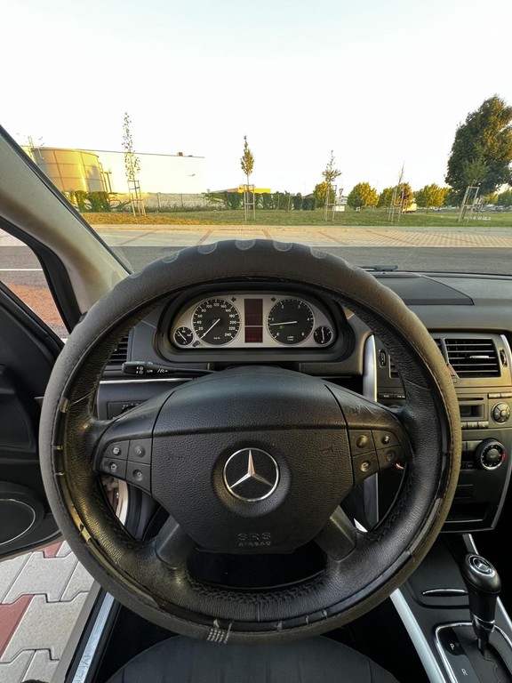 Mercedes B trieda B200 CDI. Mpv 103kw Automat