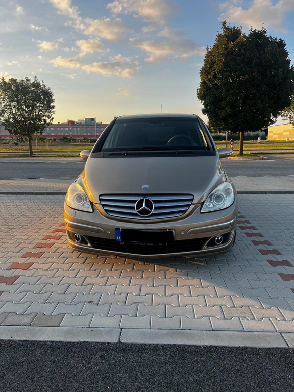 Mercedes B trieda B200 CDI. Mpv 103kw Automat