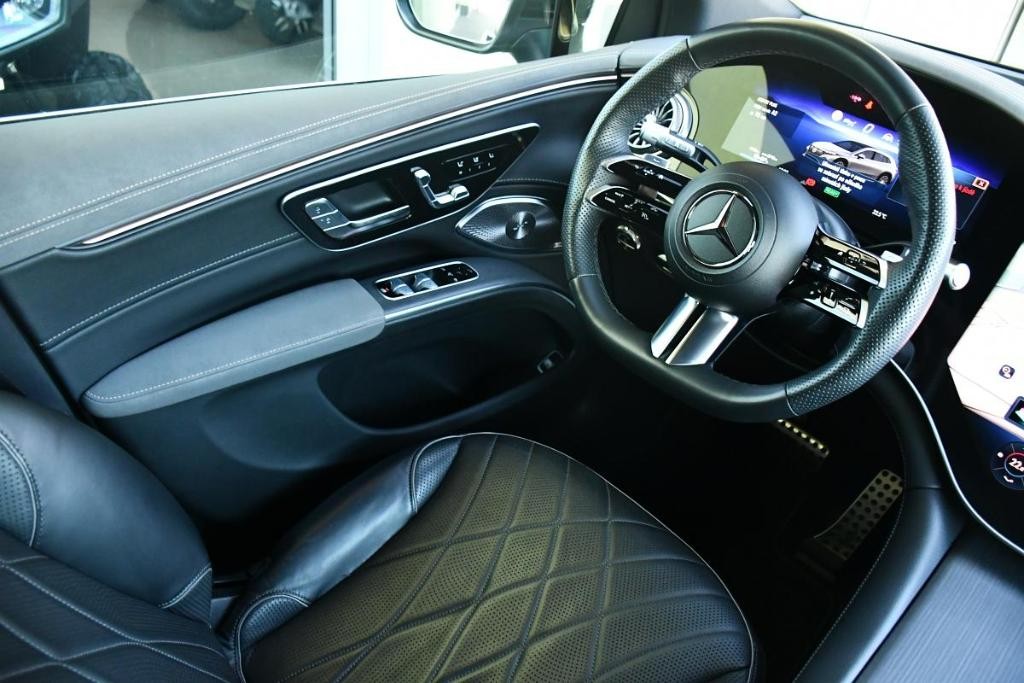 Mercedes EQS SUV SUV 265kw Automat