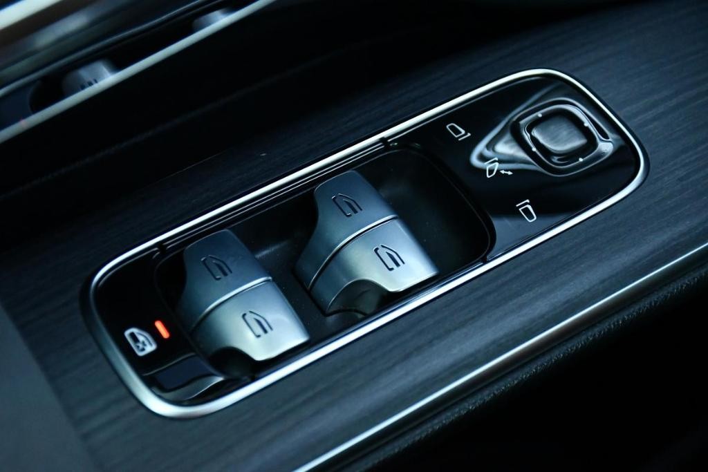 Mercedes EQS SUV SUV 265kw Automat