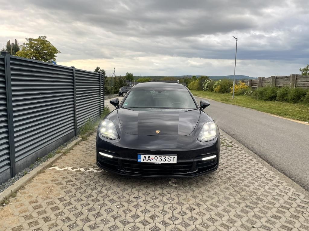 Porsche Panamera 4 A/T