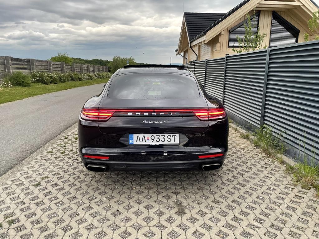 Porsche Panamera 4 A/T