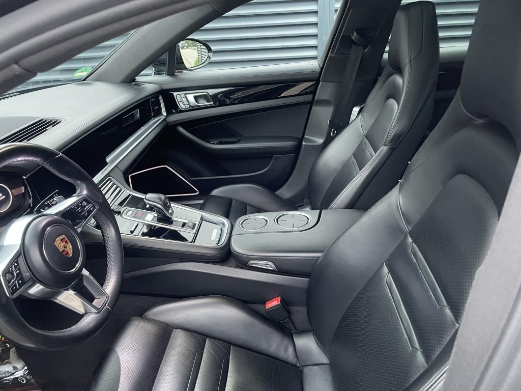 Porsche Panamera 4 A/T