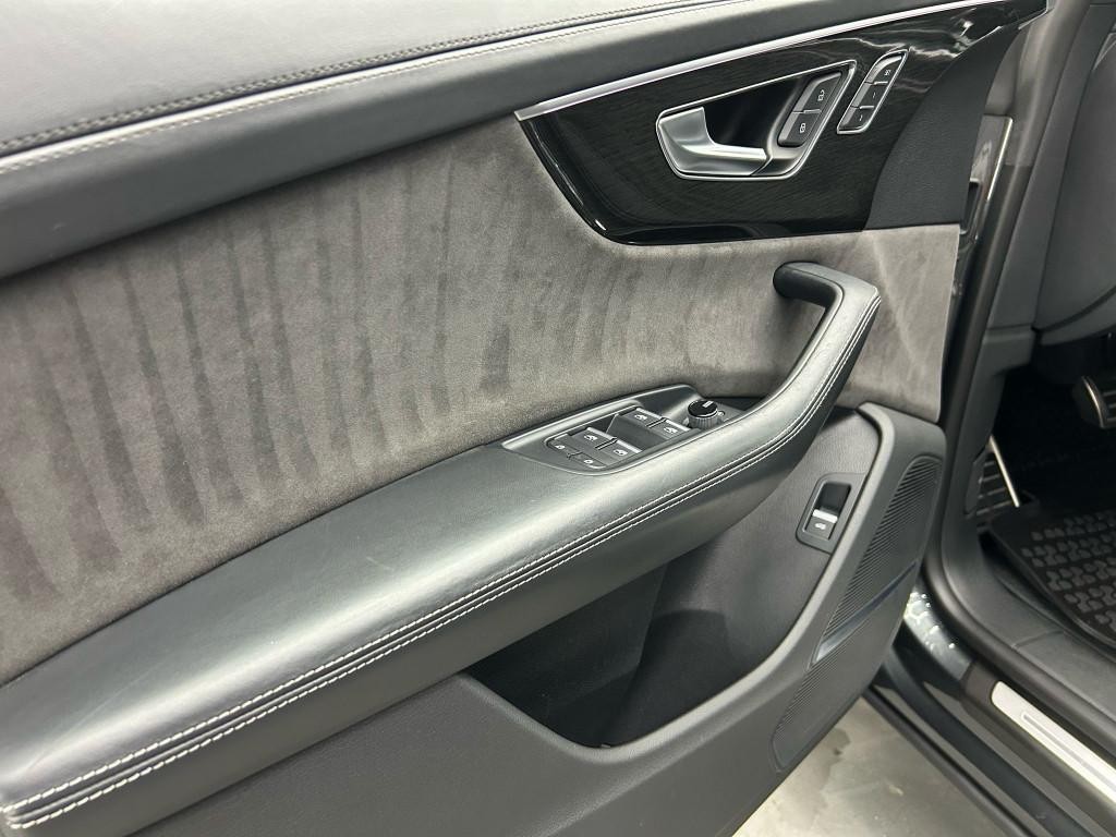 Audi Q8 50 3.0 TDI mHEV quattro tiptronic