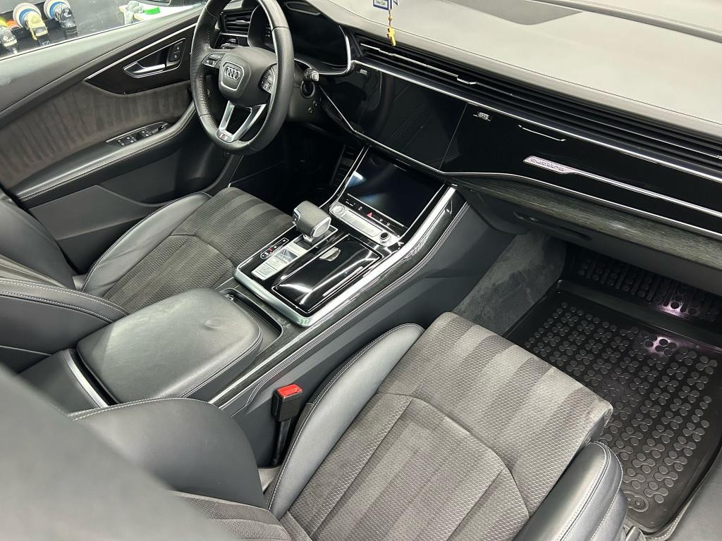 Audi Q8 50 3.0 TDI mHEV quattro tiptronic