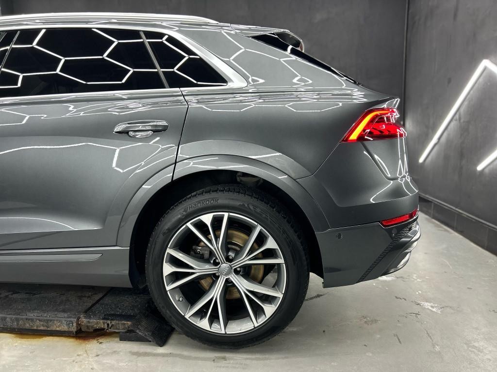 Audi Q8 50 3.0 TDI mHEV quattro tiptronic