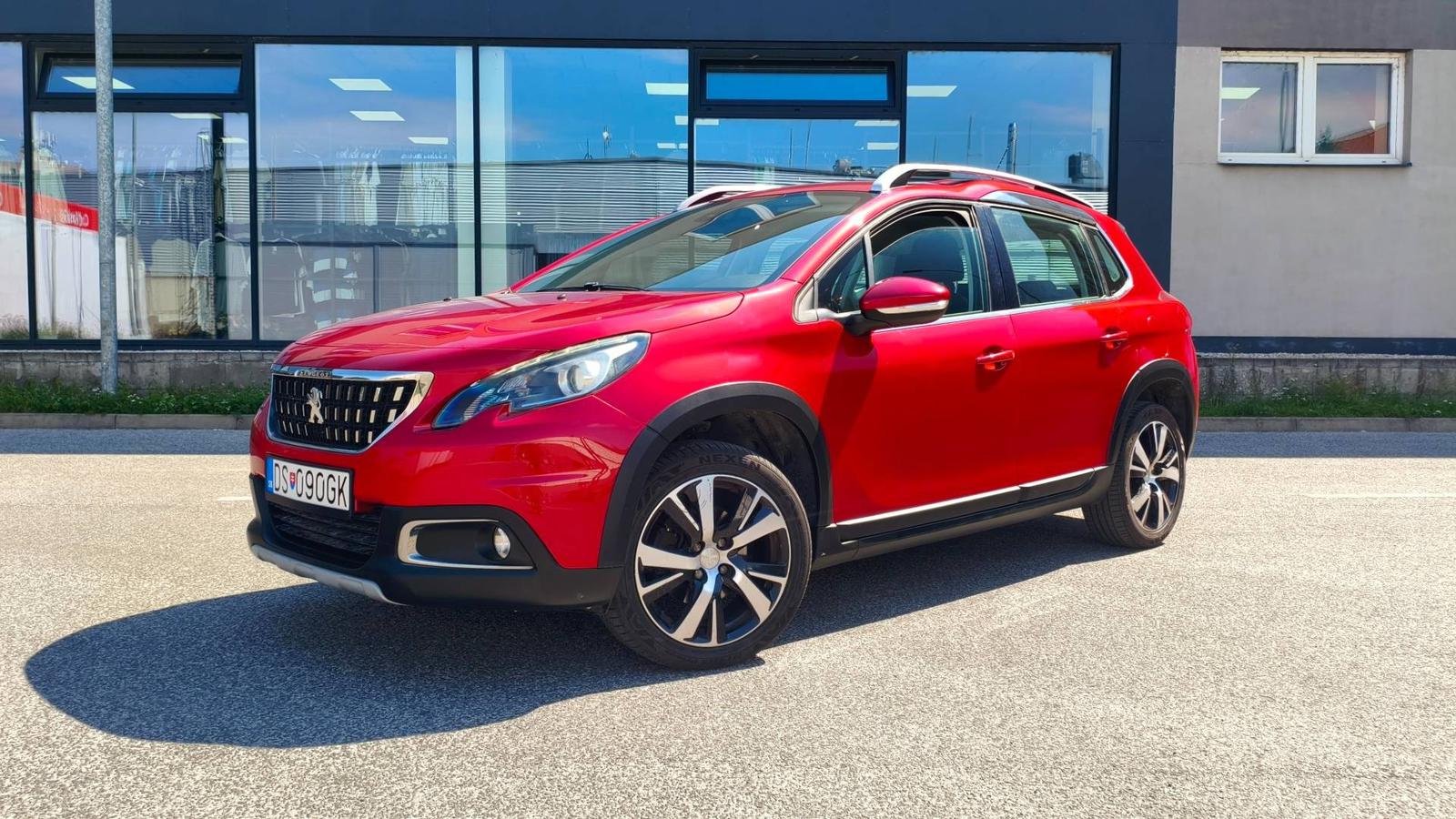 Peugeot 2008 1.2 PureTech 110 S&S Allure A/T