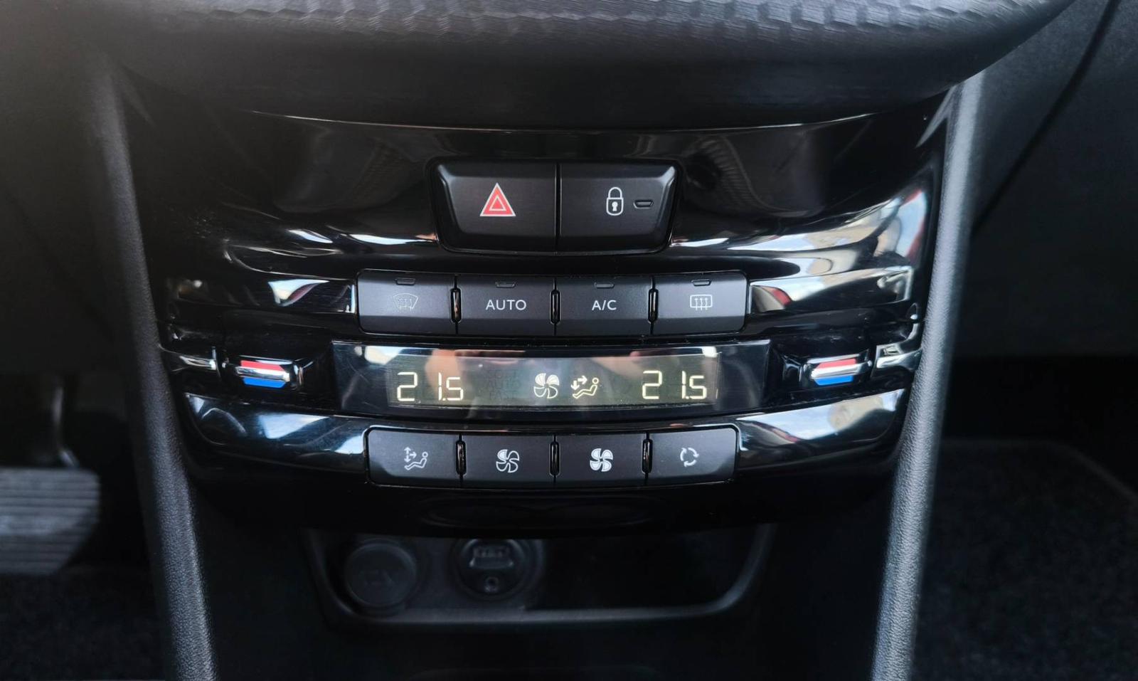 Peugeot 2008 1.2 PureTech 110 S&S Allure A/T