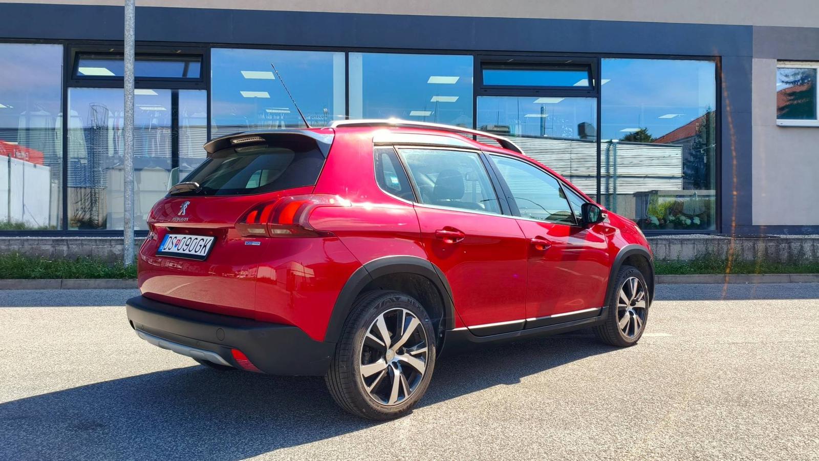 Peugeot 2008 1.2 PureTech 110 S&S Allure A/T