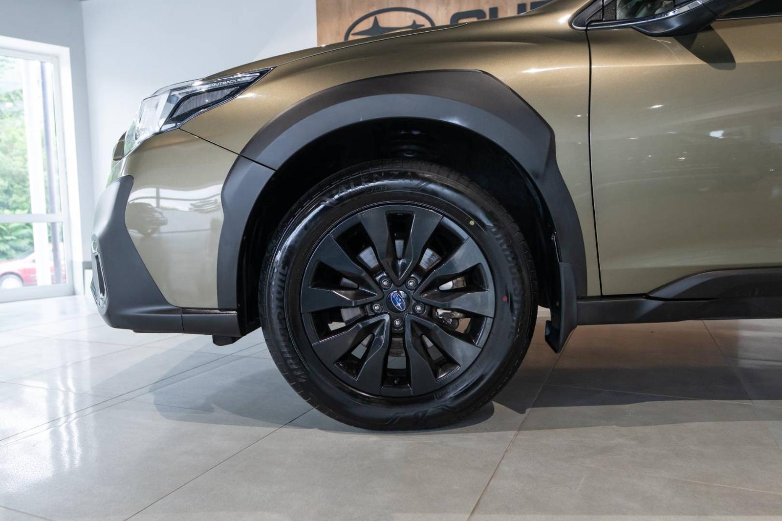 Subaru Outback 2.5i ES Adventure AWD Lineartronic
