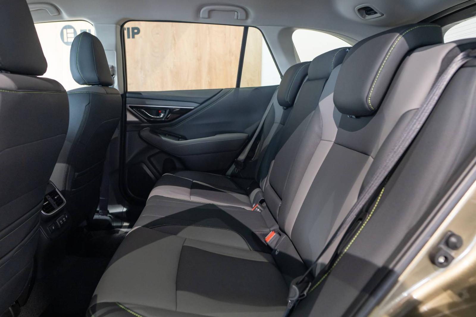 Subaru Outback 2.5i ES Adventure AWD Lineartronic