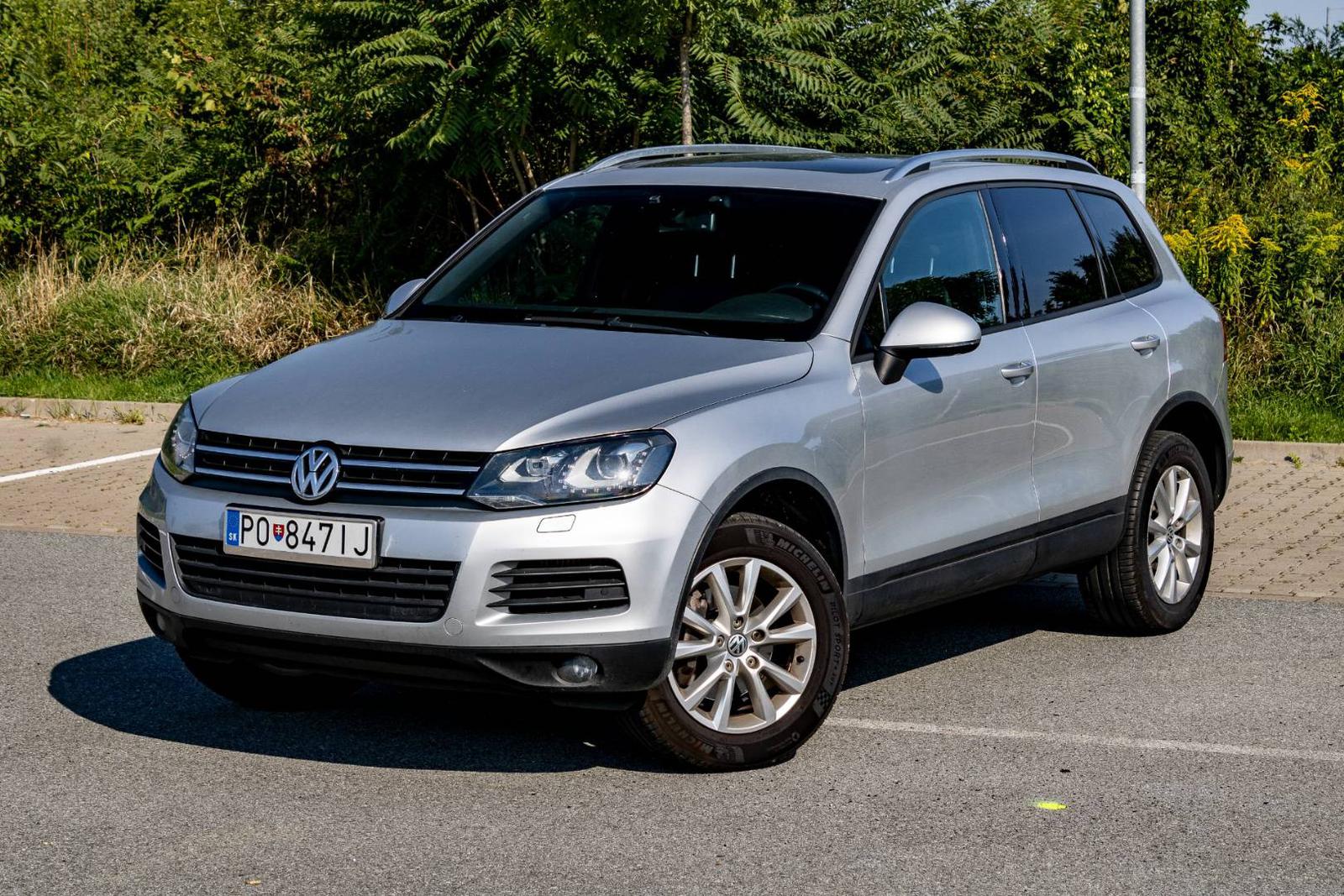 Volkswagen Touareg 3,0 V6 TDI 4Motion 8AT (webasto, panoráma, el.ťažné, koža, kompletná história)