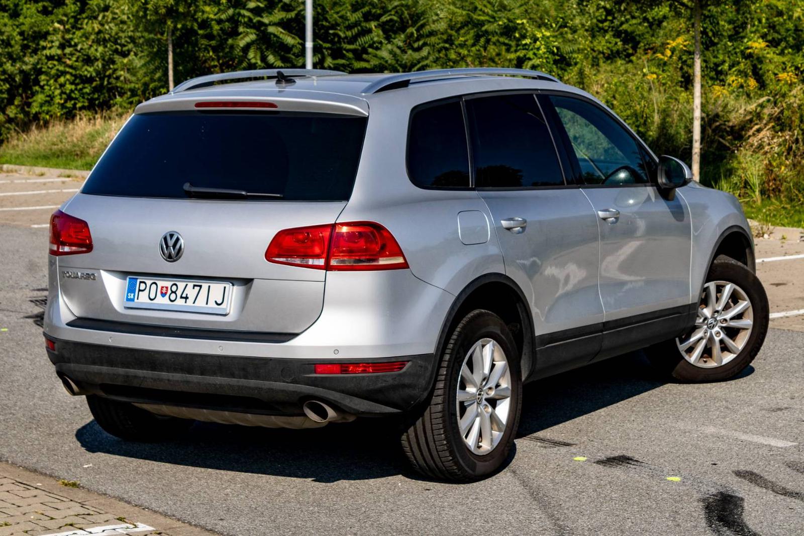 Volkswagen Touareg 3,0 V6 TDI 4Motion 8AT (webasto, panoráma, el.ťažné, koža, kompletná história)