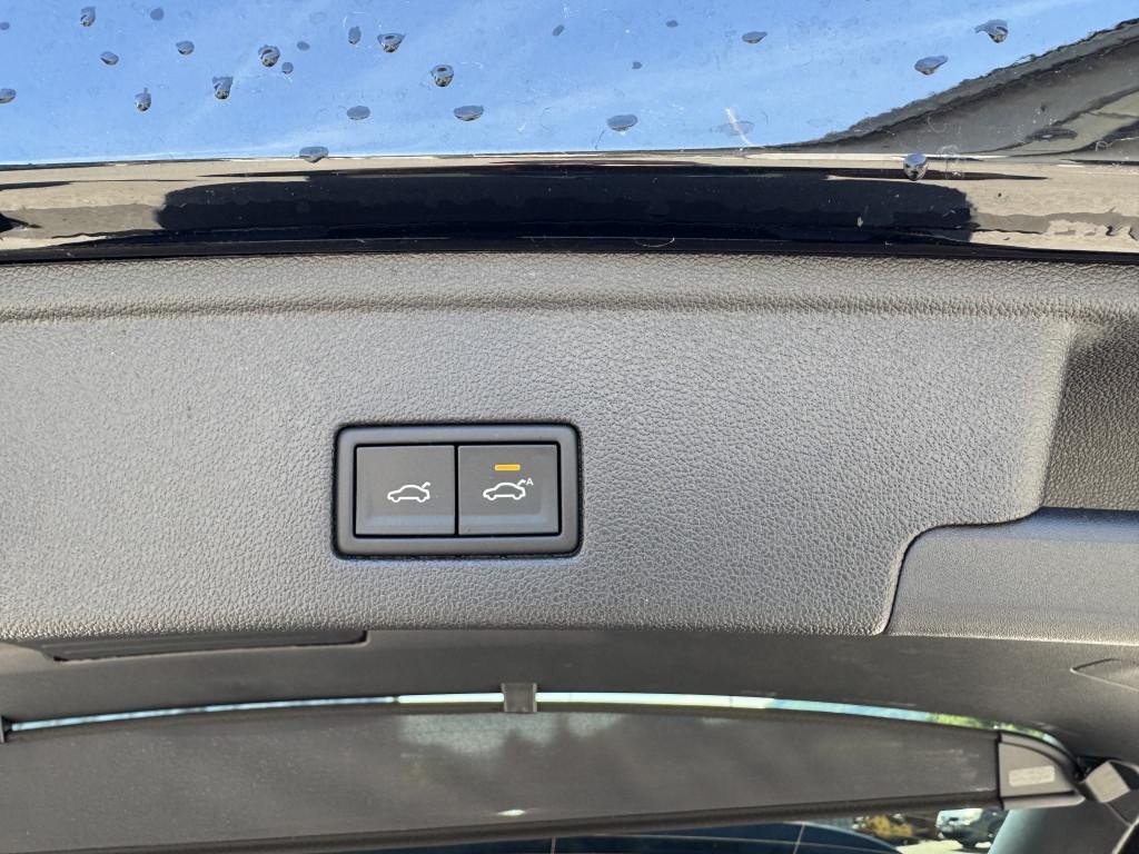 Volkswagen Touareg 3.0 V6 TDI R-Line 4Motion Tiptronic