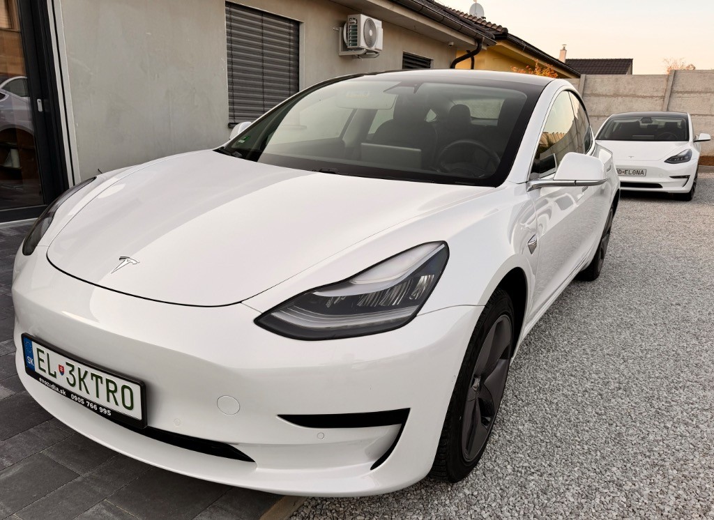 Tesla Model 3 Standard Range Plus 54kWh RWD
