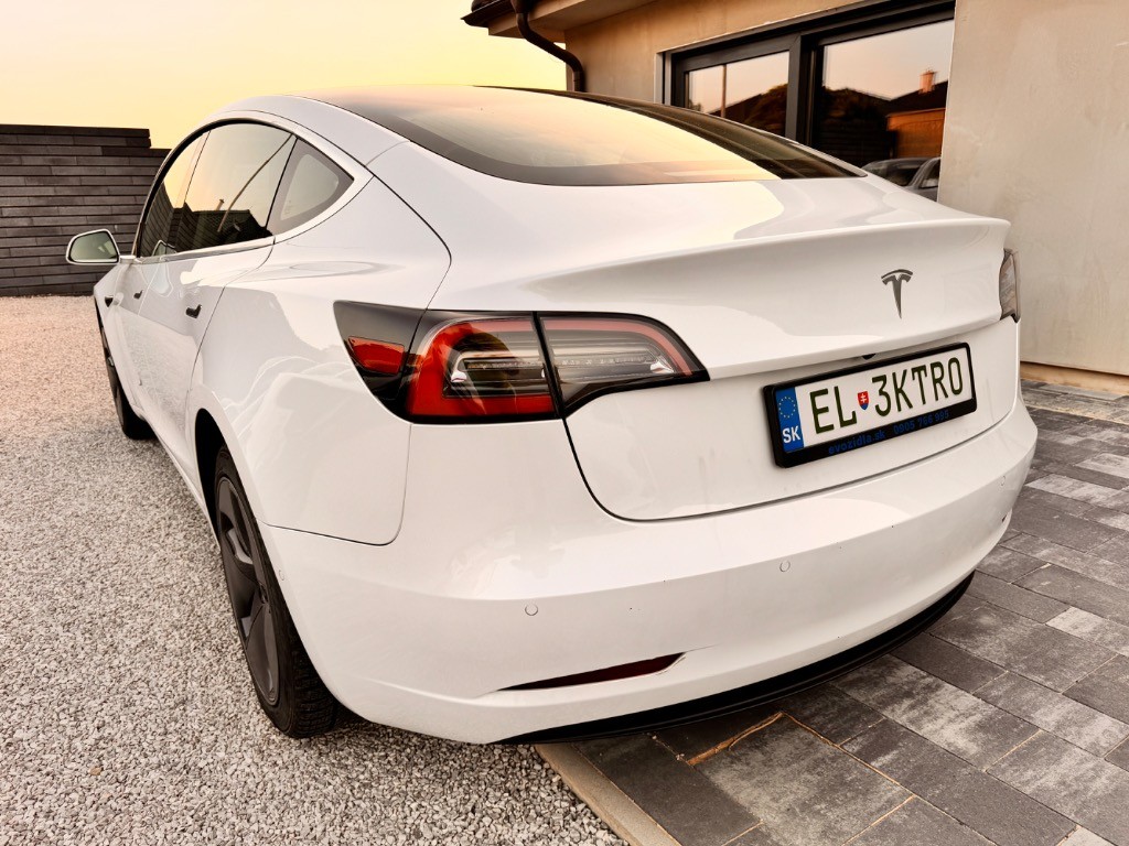 Tesla Model 3 Standard Range Plus 54kWh RWD