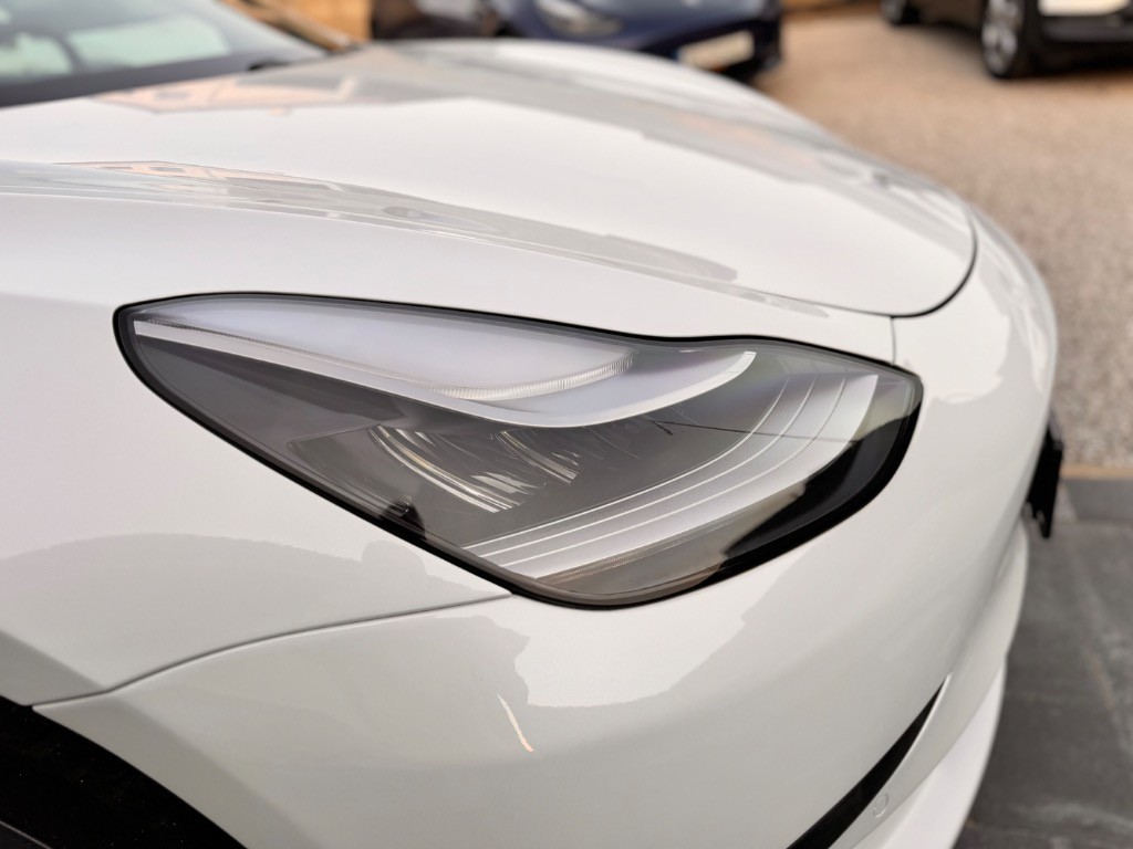 Tesla Model 3 Standard Range Plus 54kWh RWD