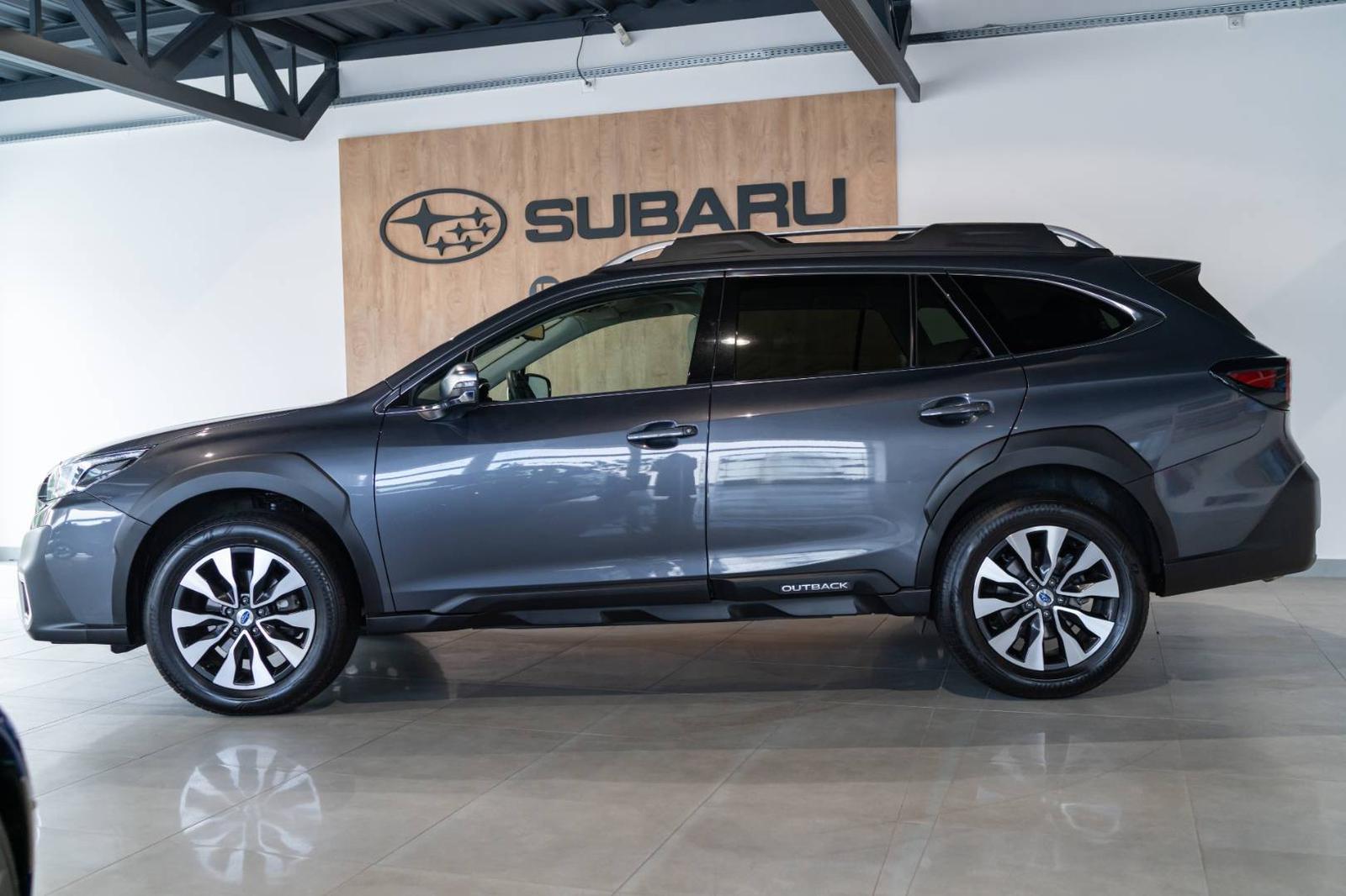 Subaru Outback 2.5i ES Premium AWD Lineartronic