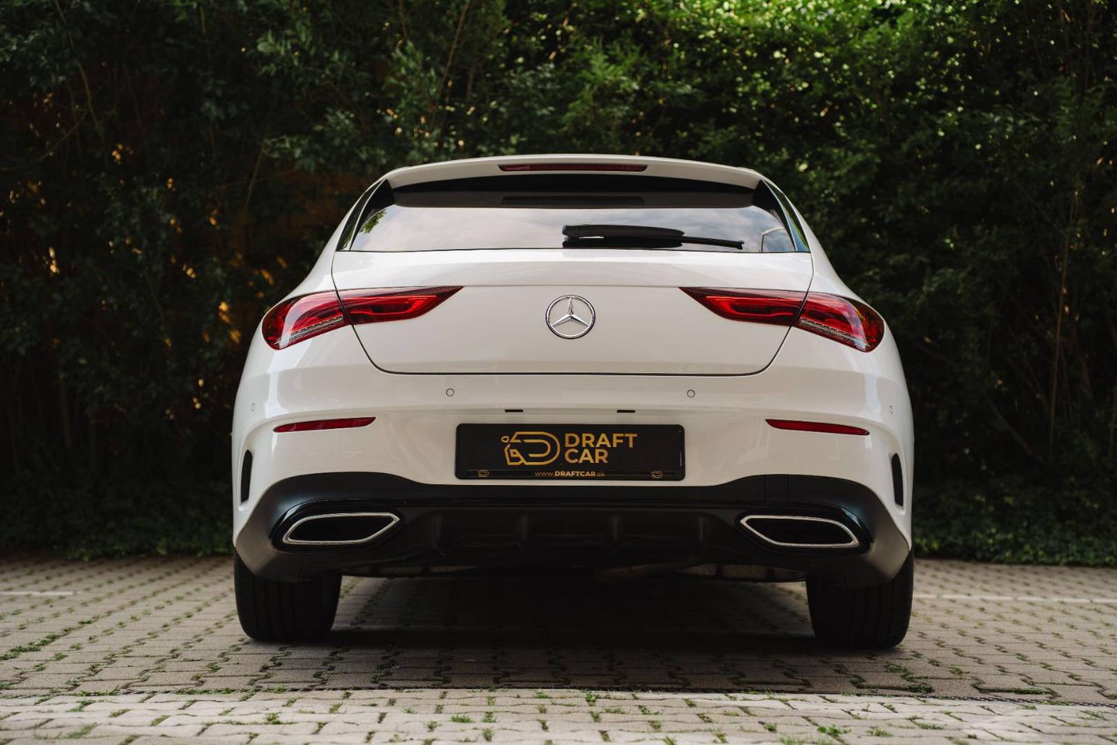 Mercedes-Benz CLA Shooting Brake 200d   AMG Line