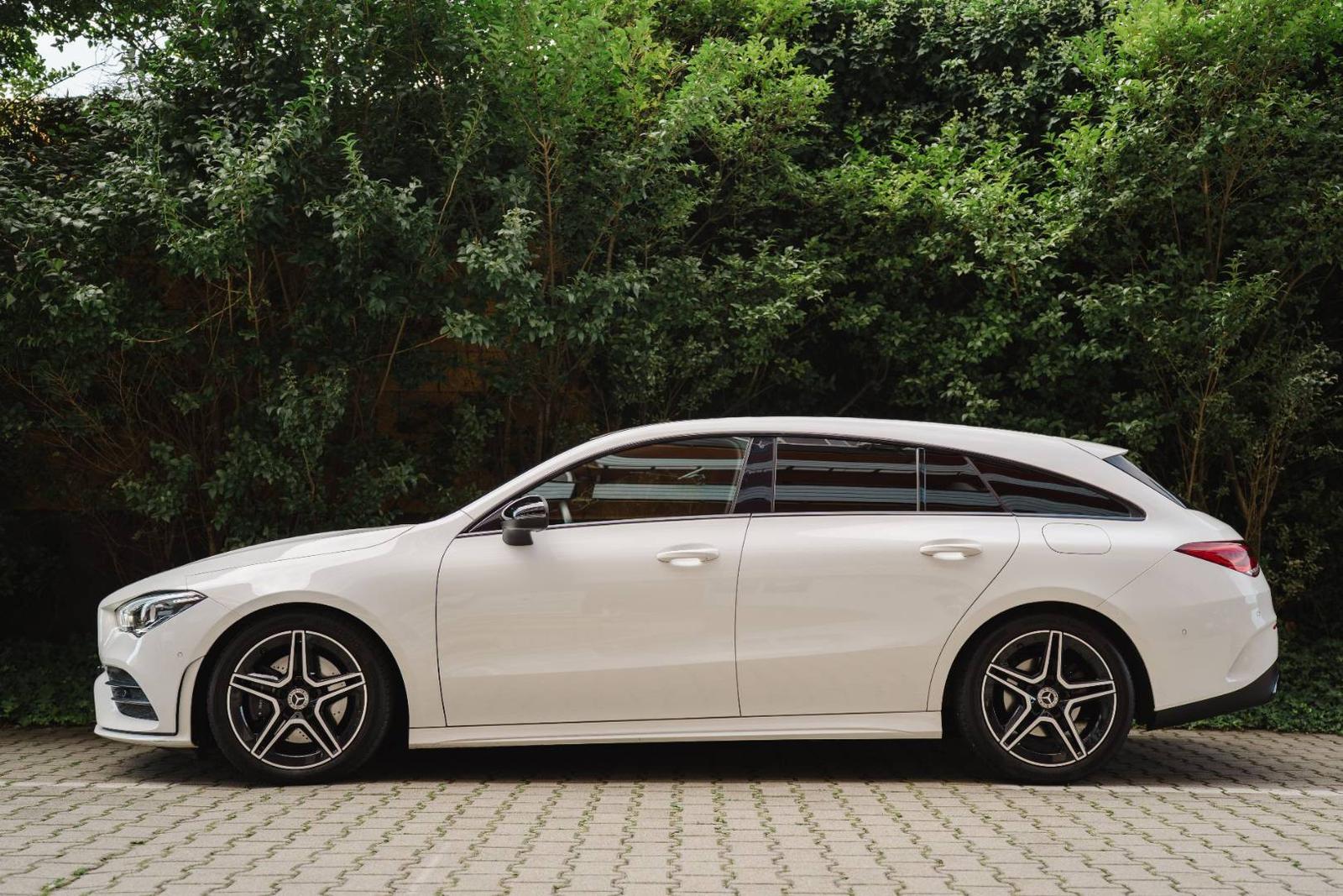 Mercedes-Benz CLA Shooting Brake 200d   AMG Line
