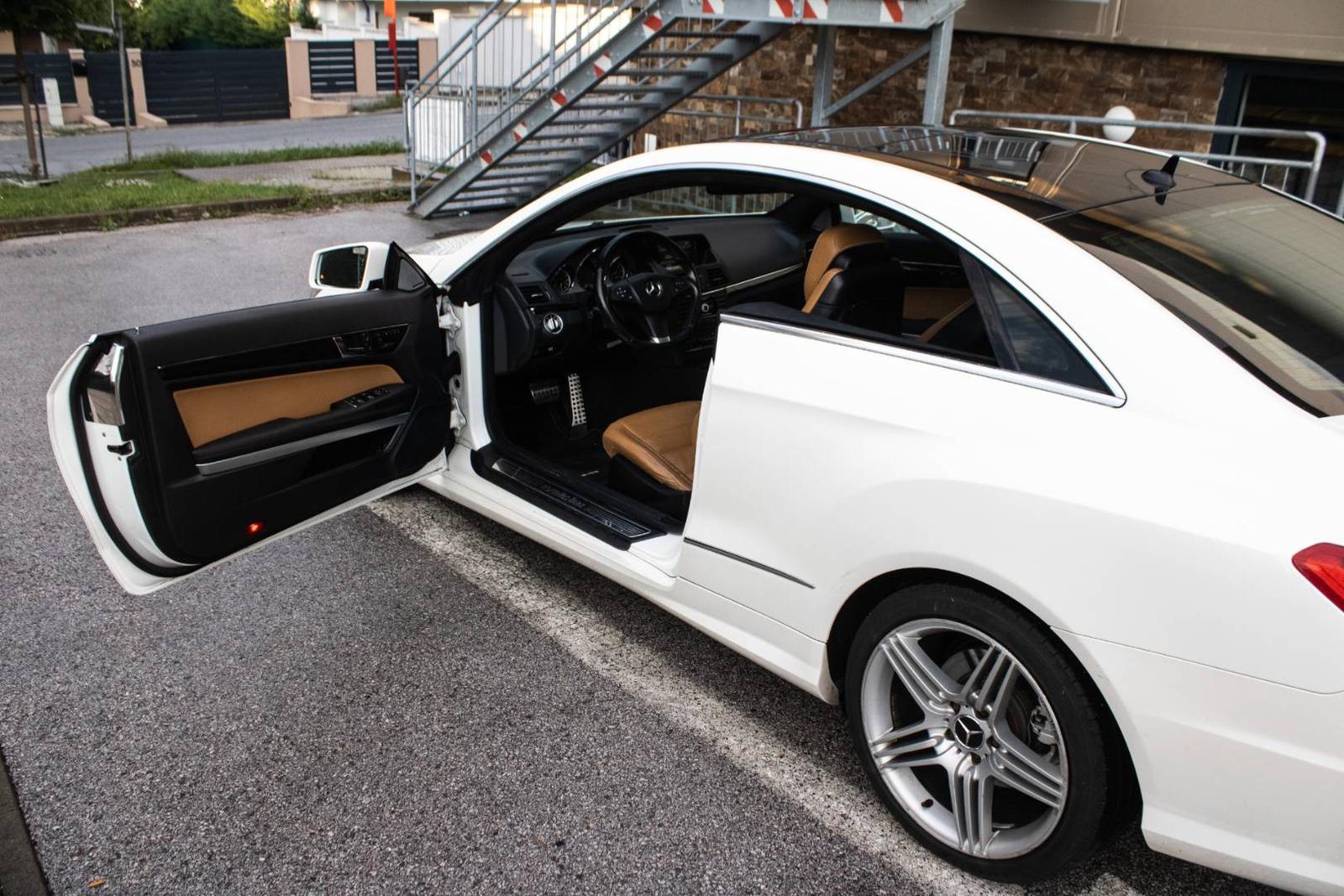 Mercedes-Benz E trieda Kupé 350 CDI Blue