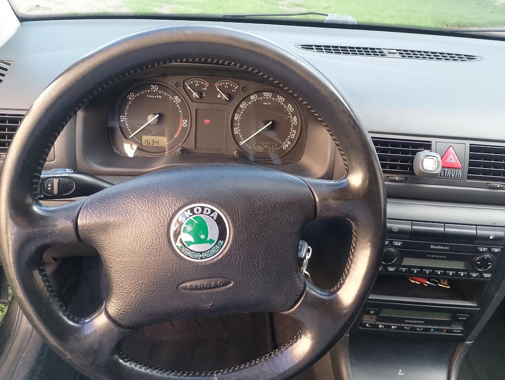 Škoda Octavia Combi 1.9 TDI TOUR