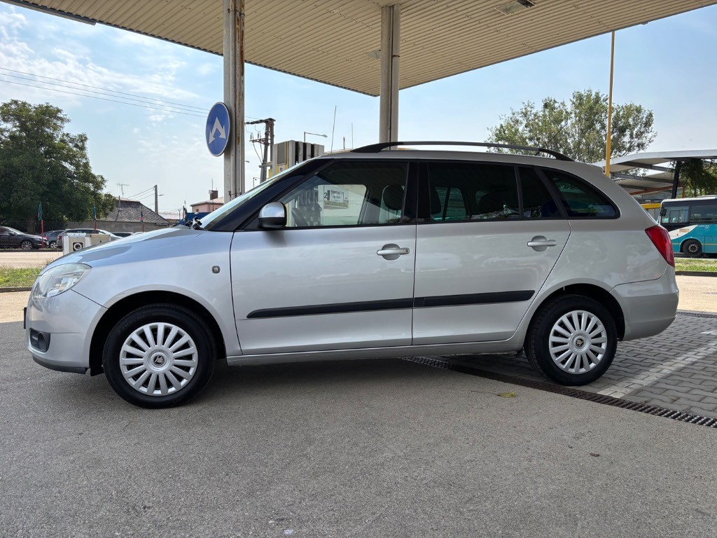 Škoda Fabia Combi 1.4 16V Elegance